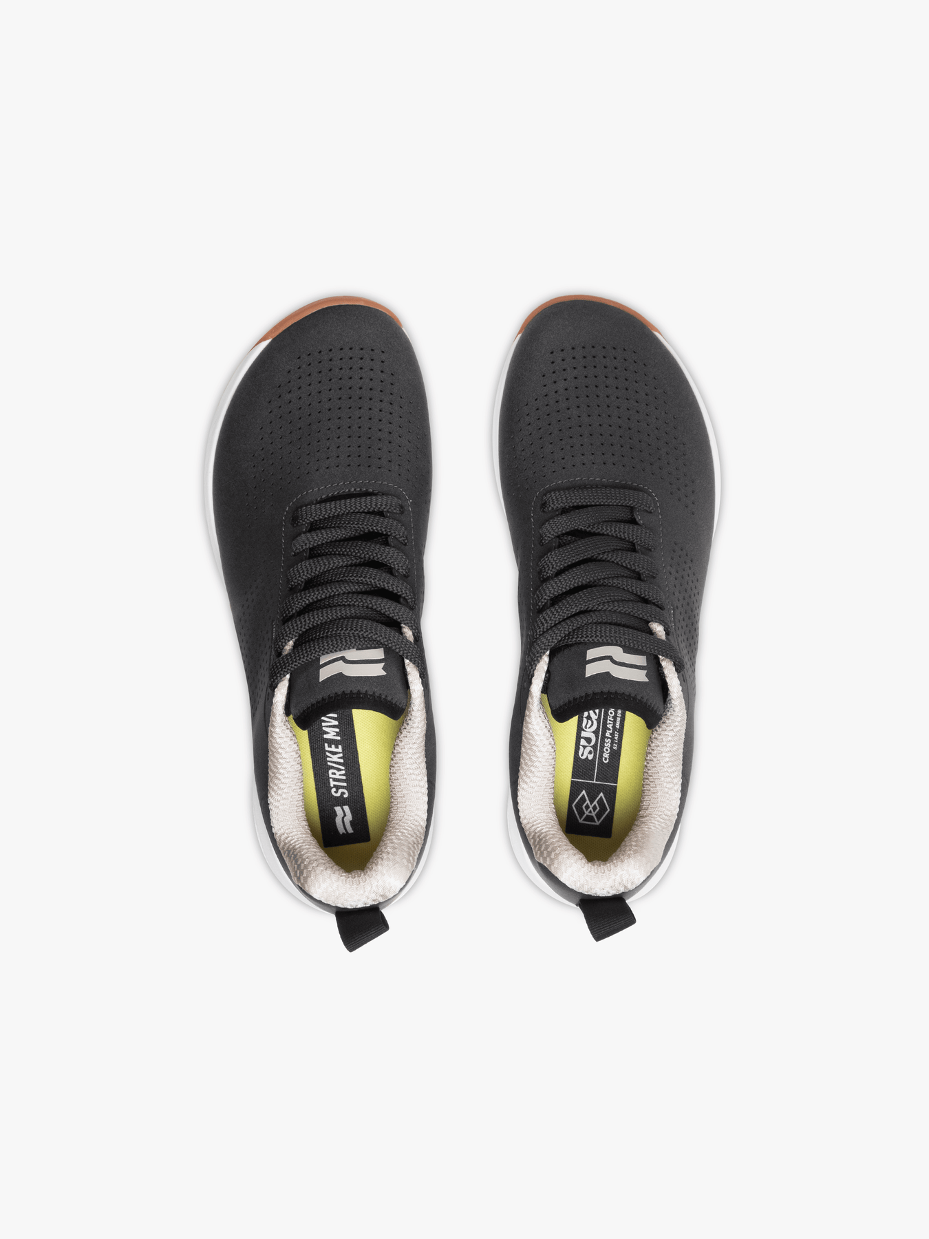 Strike Mvmnt Sueze Trainer Matte Black / Gum
