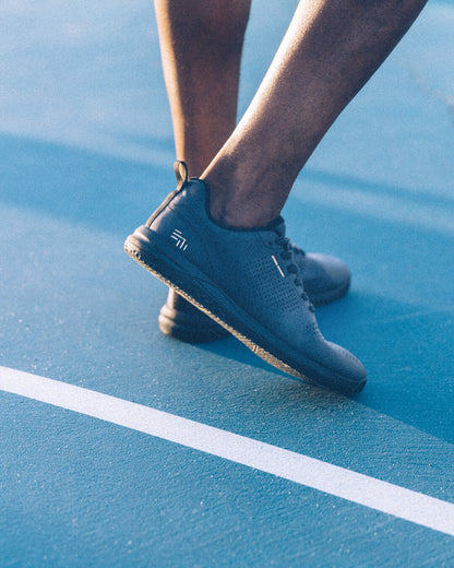 Strike Mvmnt Sueze EZ Trainer Black Smoke