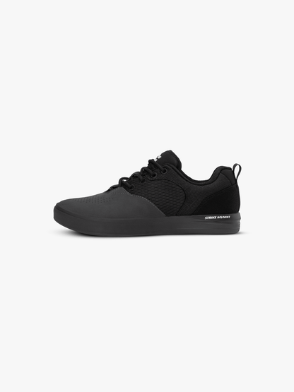 Strike Mvmnt Transit StreetTrainer™ Pitch Black