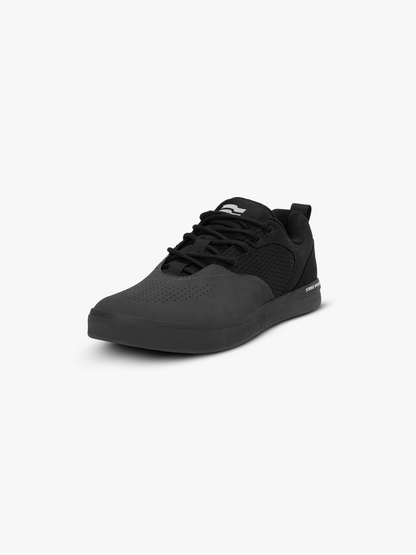 Strike Mvmnt Transit StreetTrainer™ Pitch Black