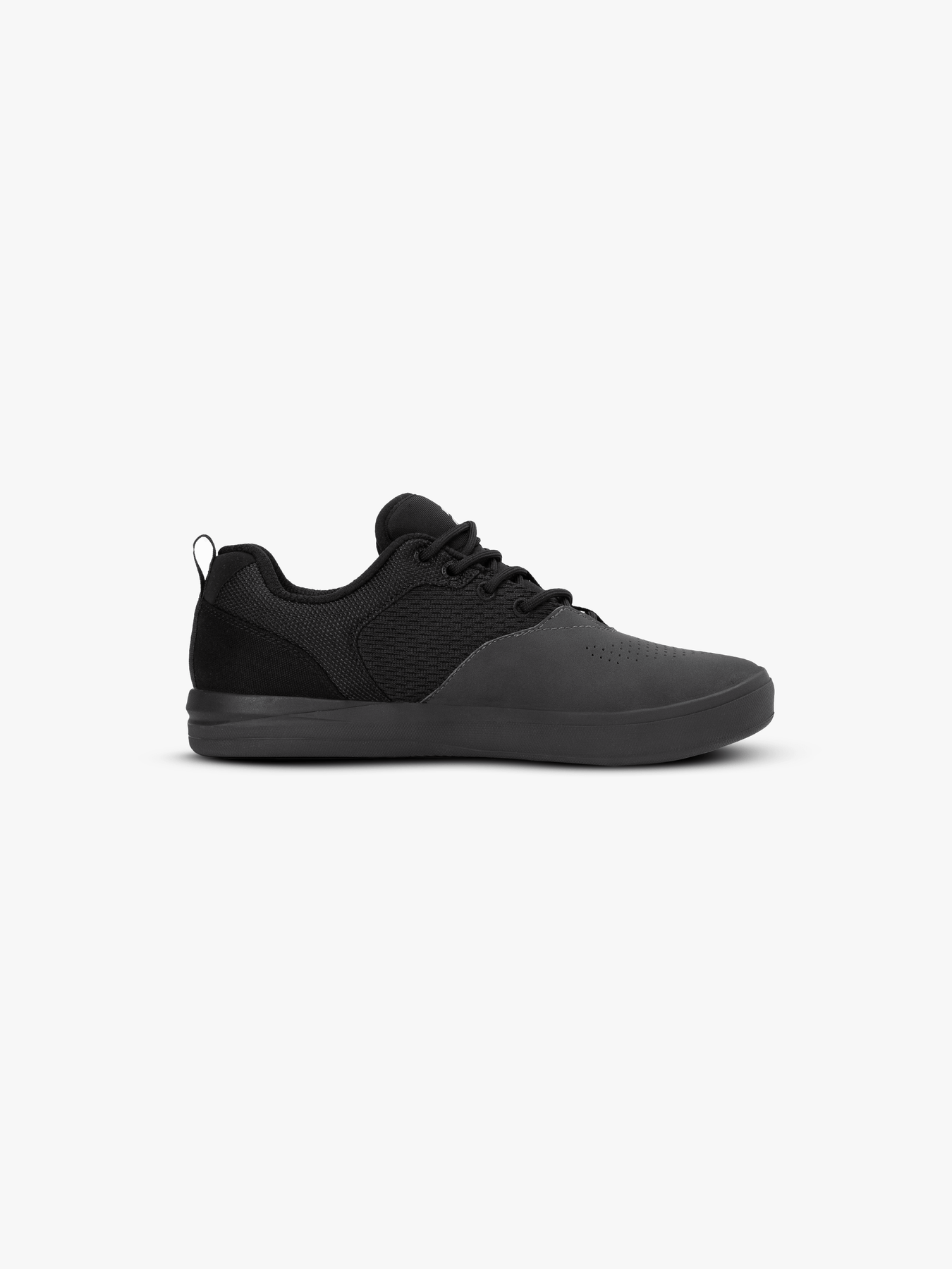 Strike Mvmnt Transit StreetTrainer™ Pitch Black