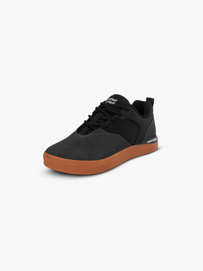 Strike Mvmnt Transit StreetTrainer™ Matte Black / Gum