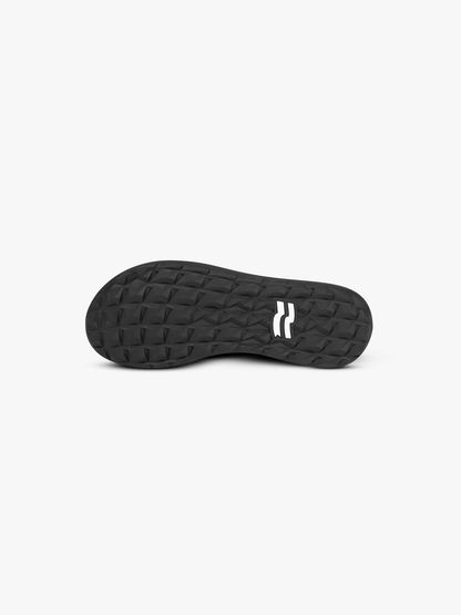 Strike Mvmnt Vimana V2O Hybrid Runner Obsidian Black