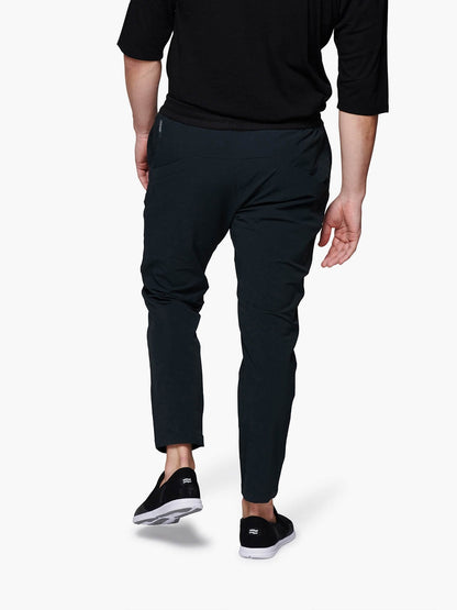 Strike Mvmnt FWD Cropped Pant Phantom Black