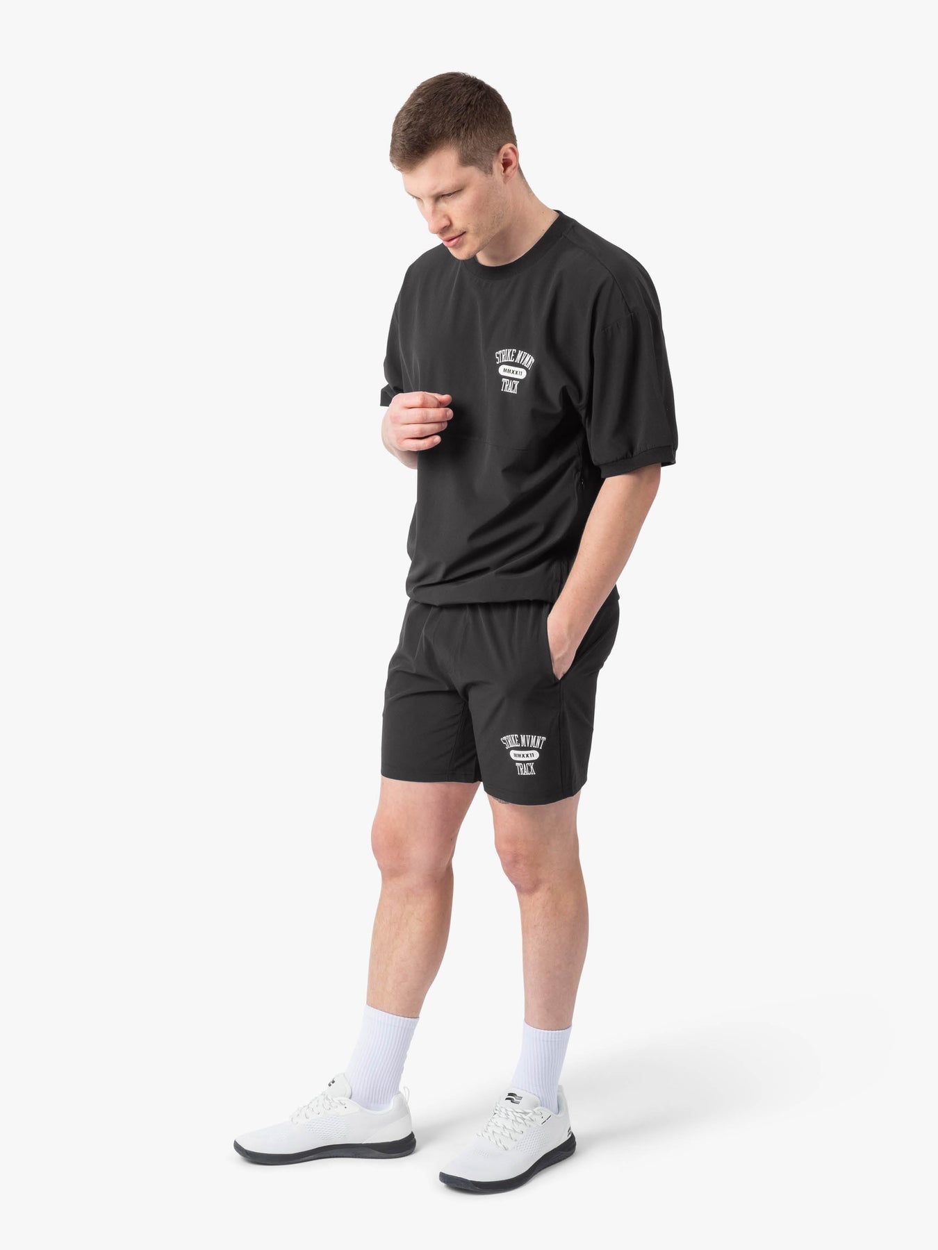 Strike Mvmnt Key Short - Track QuickDry Phantom Black / White