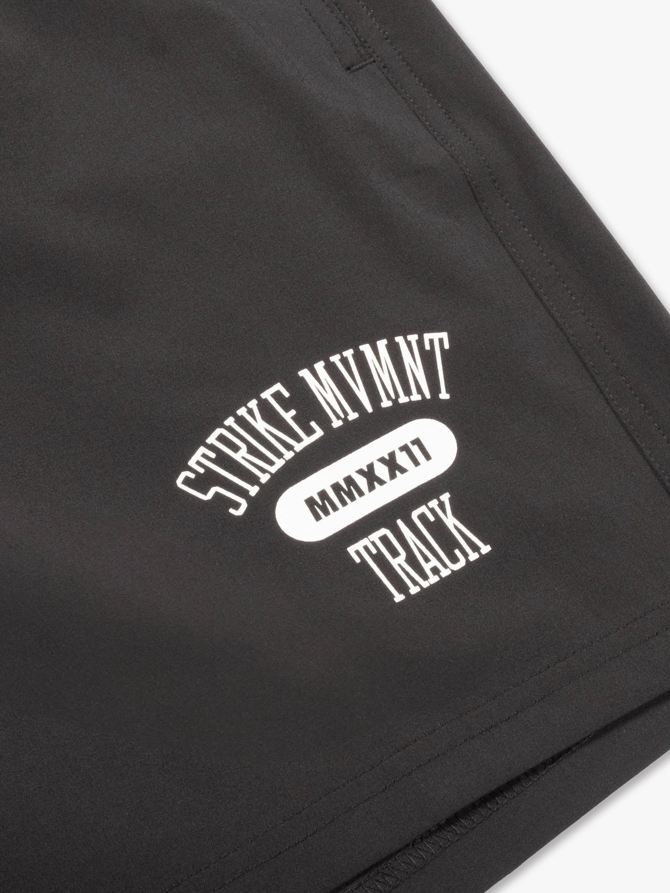 Strike Mvmnt Key Short - Track QuickDry Phantom Black / White