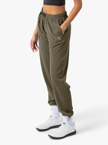 Strike Mvmnt Field TrackPant - Flag QuickDry Burnt Olive