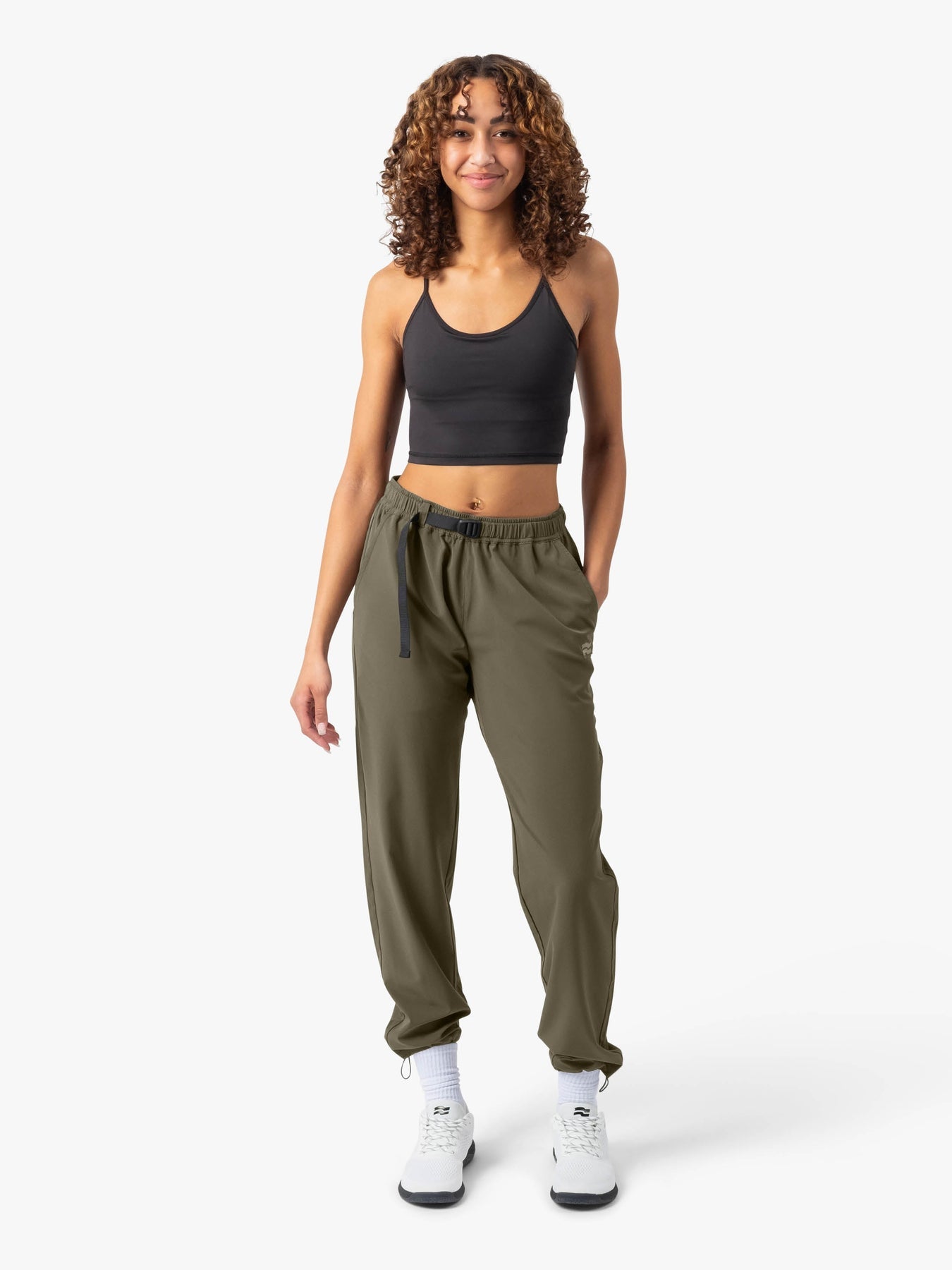 Strike Mvmnt Field TrackPant - Flag QuickDry Burnt Olive