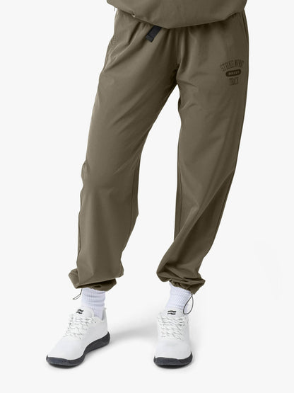 Strike Mvmnt Field TrackPant - Track QuickDry Burnt Olive / Black