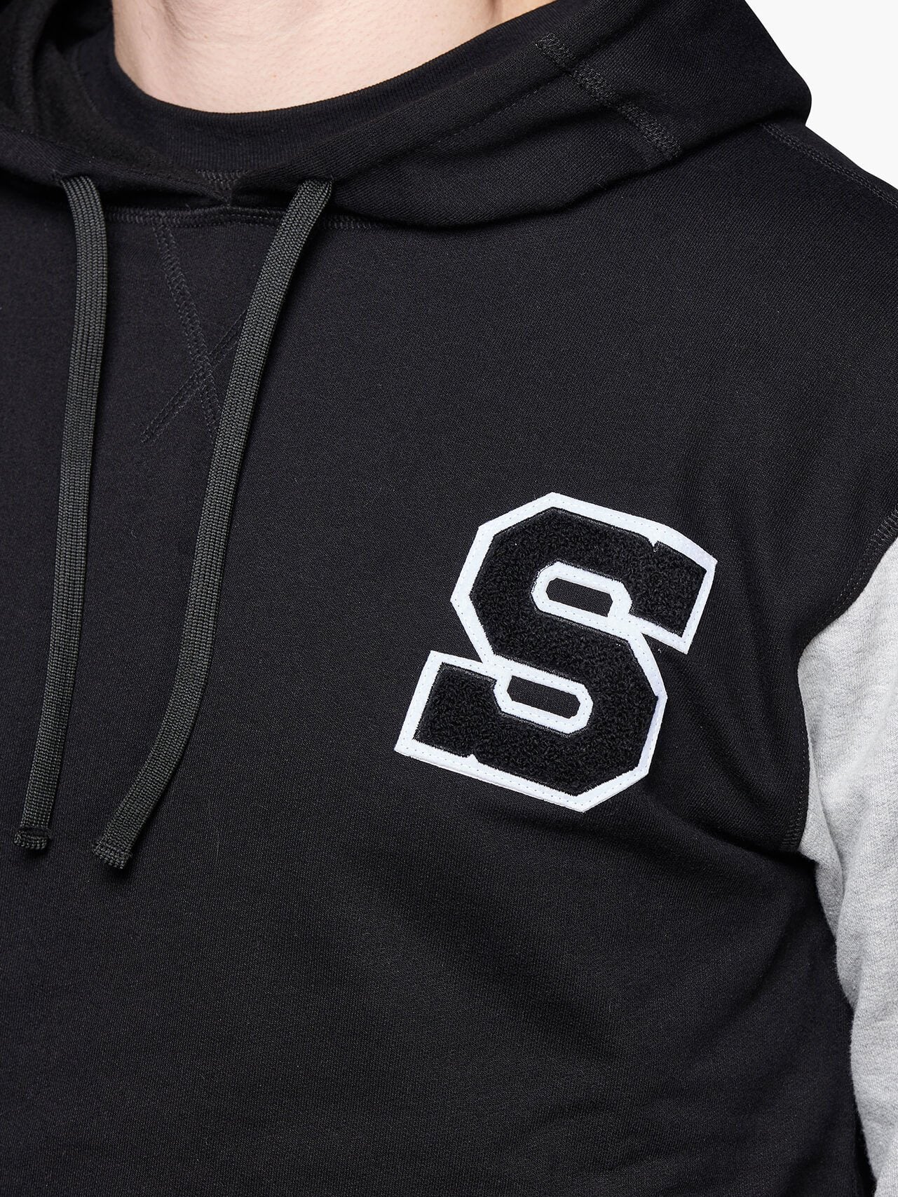 Strike Mvmnt Keeper Pullover Hoodie 'S' Patch Phantom / Grey Terry Fleece
