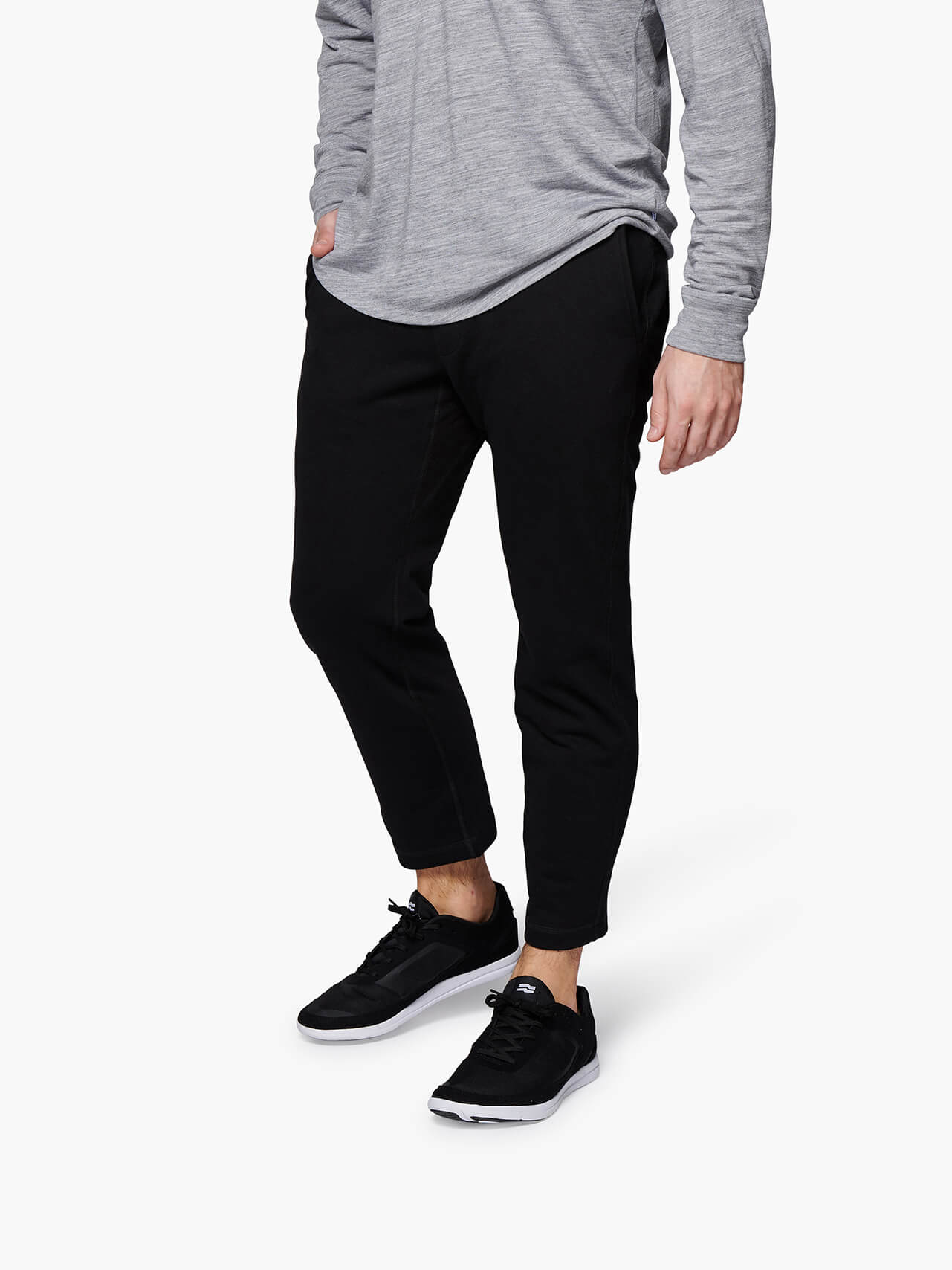 Strike Mvmnt Ratio Cropped Sweatpant Phantom Black
